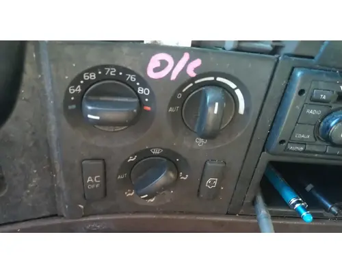 VOLVO VNL TEMPERATURE CONTROL