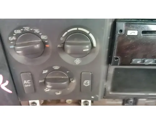 VOLVO VNL TEMPERATURE CONTROL