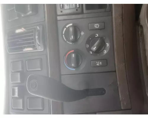 VOLVO VNL TEMPERATURE CONTROL