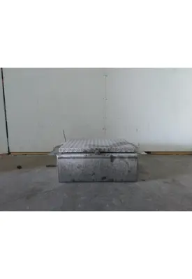 VOLVO VNL TOOL BOX
