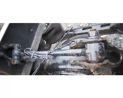 VOLVO VNL TORQUE ARM