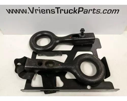 VOLVO VNL TOW PIN, HITCH, PINTLE