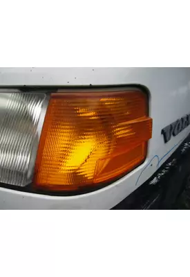 VOLVO VNL TURN SIGNAL LIGHT