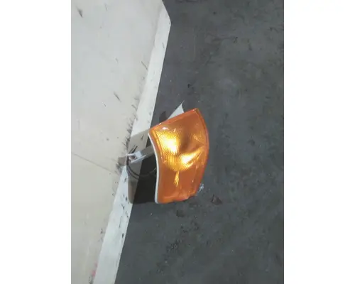VOLVO VNL TURN SIGNAL LIGHT