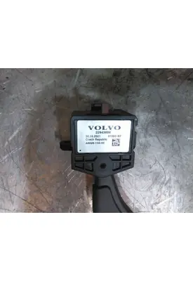 VOLVO VNL TURN SIGNAL SWITCH