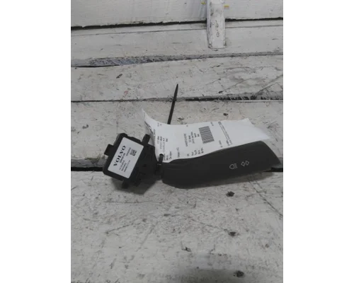 VOLVO VNL TURN SIGNAL SWITCH