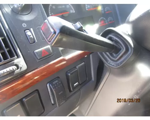 VOLVO VNL TURN SIGNAL SWITCH