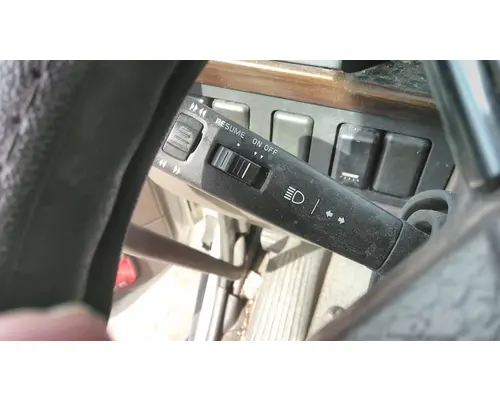 VOLVO VNL TURN SIGNAL SWITCH