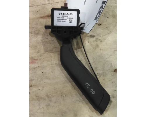 VOLVO VNL TURN SIGNAL SWITCH