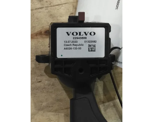 VOLVO VNL TURN SIGNAL SWITCH