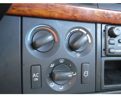VOLVO VNL Temperature Control