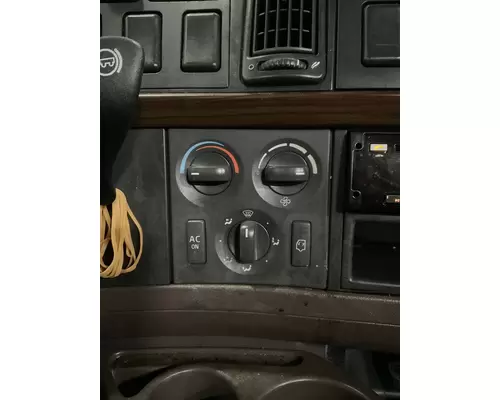 VOLVO VNL Temperature Control