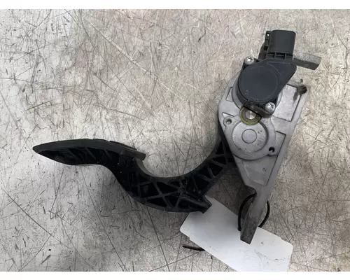 VOLVO VNL Throttle Body Assembly