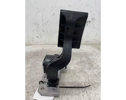 VOLVO VNL Throttle Body Assembly