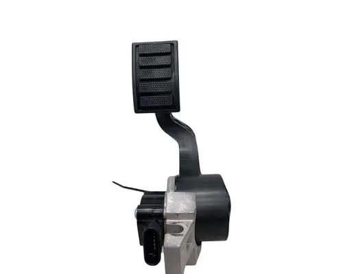 VOLVO VNL Throttle Body Assembly