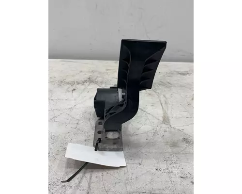 VOLVO VNL Throttle Body Assembly