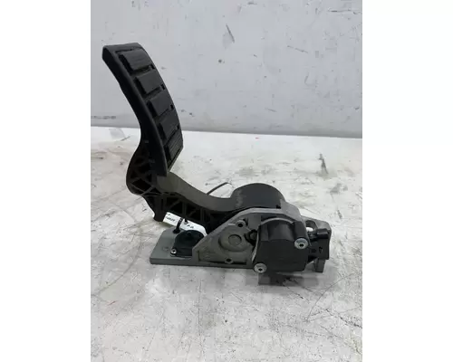 VOLVO VNL Throttle Body Assembly