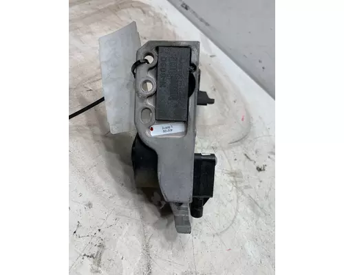 VOLVO VNL Throttle Body Assembly
