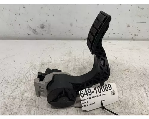 VOLVO VNL Throttle Pedal