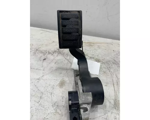 VOLVO VNL Throttle Pedal