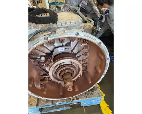 VOLVO VNL Transmission Assembly