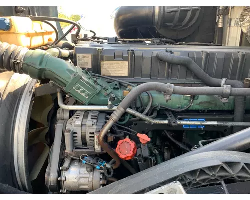 VOLVO VNL Unit for Sale