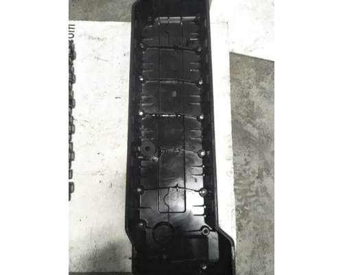 VOLVO VNL Valve Cover