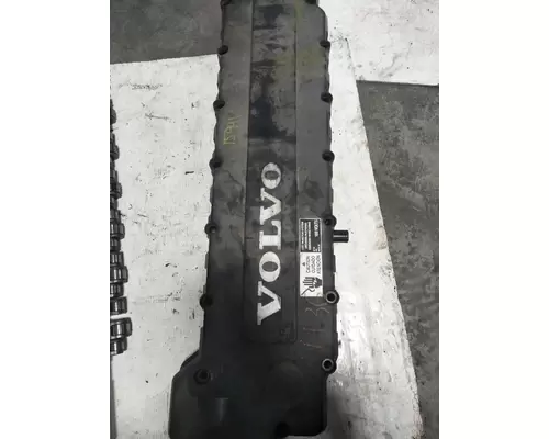 VOLVO VNL Valve Cover