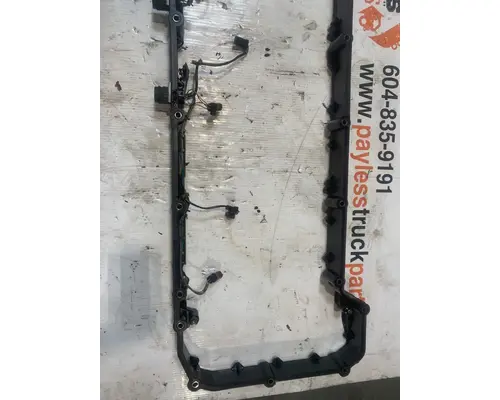 VOLVO VNL Valve Cover