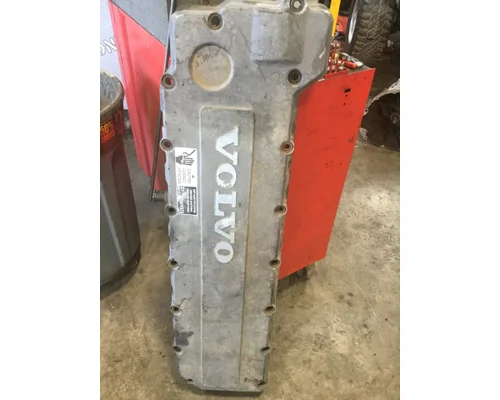 VOLVO VNL Valve Cover