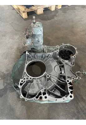 VOLVO VNL Valve Cover