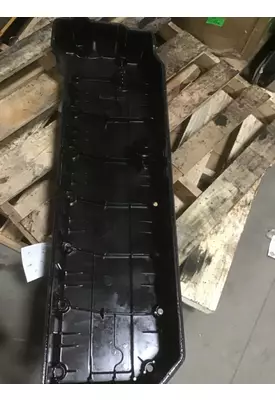 VOLVO VNL Valve Cover