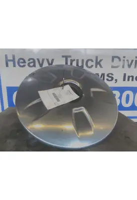 VOLVO VNL WHEEL/HUB COVER