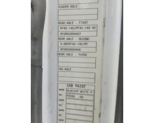 VOLVO VNL WHOLE TRUCK FOR RESALE