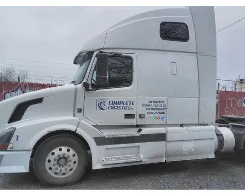 VOLVO VNL WHOLE TRUCK FOR RESALE