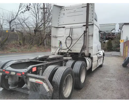 VOLVO VNL WHOLE TRUCK FOR RESALE