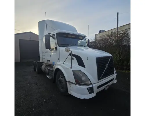 VOLVO VNL WHOLE TRUCK FOR RESALE