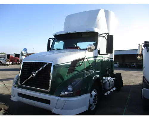 VOLVO VNL WHOLE TRUCK FOR RESALE