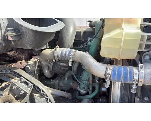 VOLVO VNL WHOLE TRUCK FOR RESALE