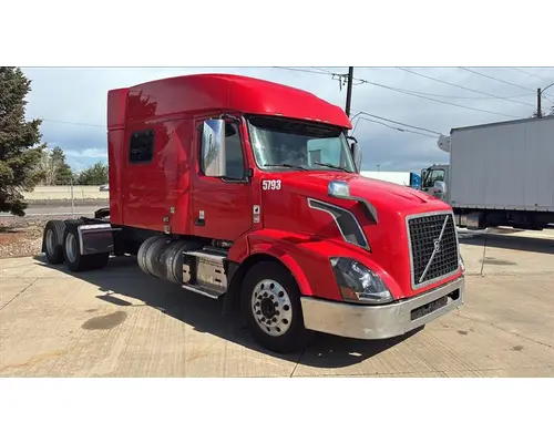 VOLVO VNL WHOLE TRUCK FOR RESALE