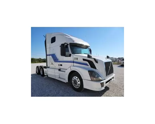 VOLVO VNL WHOLE TRUCK FOR RESALE