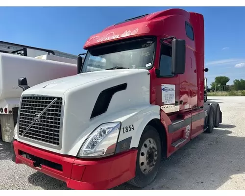 VOLVO VNL WHOLE TRUCK FOR RESALE