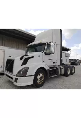 VOLVO VNL WHOLE TRUCK FOR RESALE