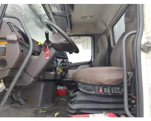 VOLVO VNL WHOLE TRUCK FOR RESALE