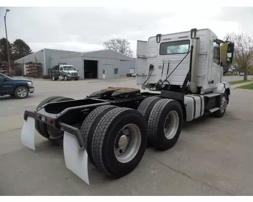 VOLVO VNL WHOLE TRUCK FOR RESALE