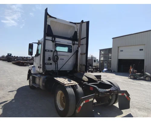 VOLVO VNL WHOLE TRUCK FOR RESALE