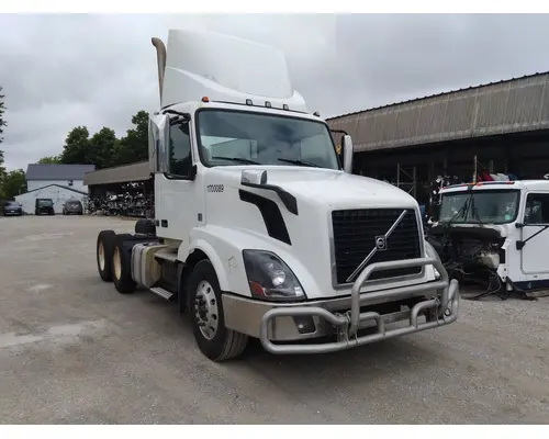 VOLVO VNL WHOLE TRUCK FOR RESALE
