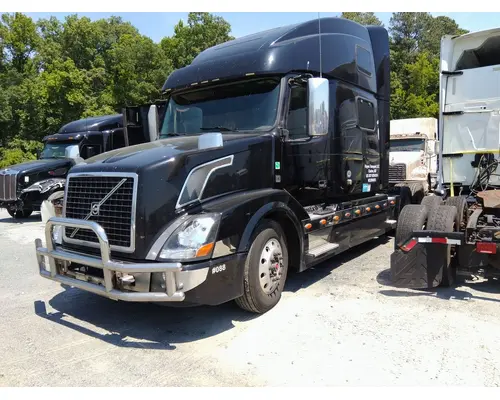 VOLVO VNL WHOLE TRUCK FOR RESALE
