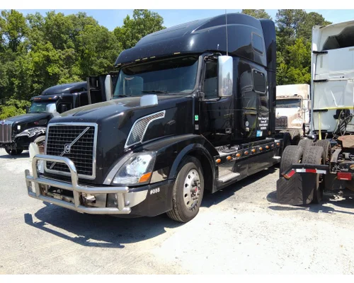 VOLVO VNL WHOLE TRUCK FOR RESALE