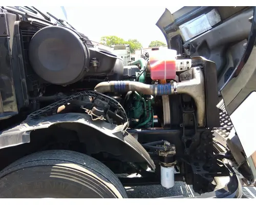 VOLVO VNL WHOLE TRUCK FOR RESALE